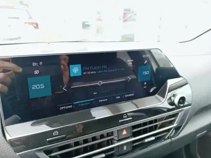 Photo 14 Citroën C4  PureTech 130 S&S BVM6