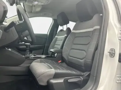 Photo 83 Citroën C4  PureTech 130 S&S BVM6