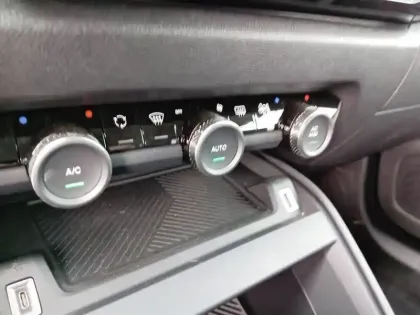 Photo 19 Citroën C4  PureTech 130 S&S BVM6