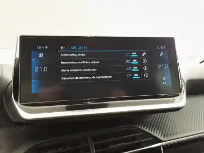 Photo 21 Peugeot 208  PureTech 100 S&S EAT8