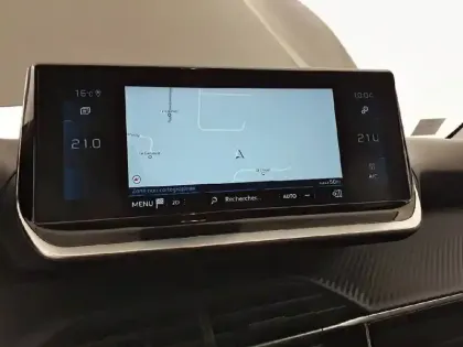 Photo 14 Peugeot 208  PureTech 100 S&S EAT8