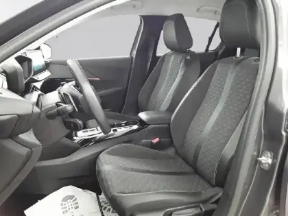 Photo 10 Peugeot 208  PureTech 100 S&S EAT8