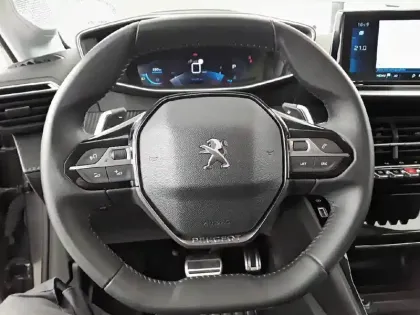 Photo 8 Peugeot 208  PureTech 100 S&S EAT8