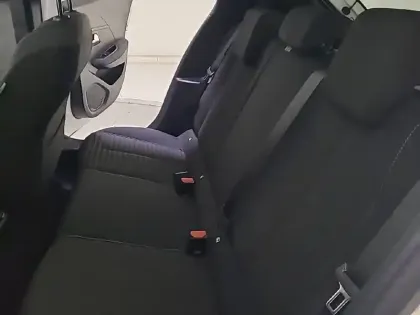 Photo 11 Peugeot 208  Electrique 50 kWh 136ch