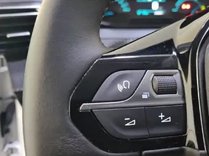 Photo 55 Peugeot 208 Gén. II Ph1 NG Style 5