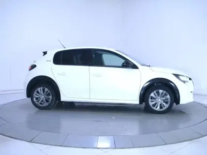 Photo 34 Peugeot 208 Gén. II Ph1 NG Style 5