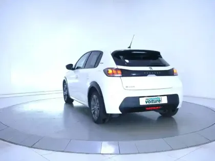 Photo 6 Peugeot 208  Electrique 50 kWh 136ch