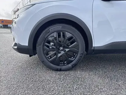 Photo 12 Citroën C4  Hybride 145 e-DCS6