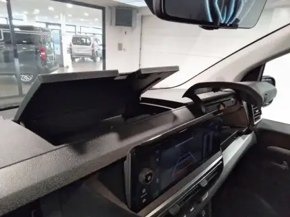 Photo 17 Peugeot Expert  FGN M DIESEL 180 CH AUTOMATIQUE