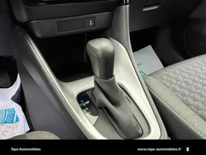 Photo 16 Toyota Yaris  Hybride 116h