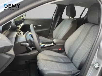 Photo 34 Peugeot 208  Hybrid 110 ch e-DCS6