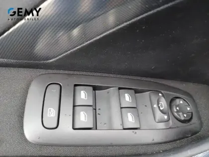 Photo 11 Peugeot 2008  1.2 PureTech 110ch S&S EAT6