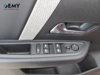 Photo 29 Citroën C4  PureTech 130 S&S BVM6