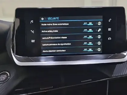 Photo 22 Peugeot 208 Gén. II Ph1 NG Allure 5