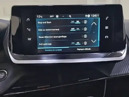 Photo 85 Peugeot 208  PureTech 100 S&S BVM6