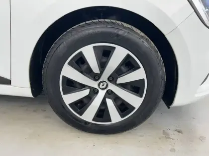 Photo 49 Renault Clio  TCe 90