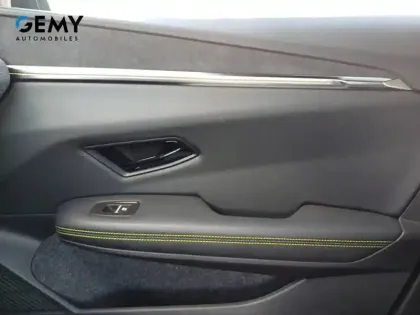 Photo 15 Renault Megane  E-Tech 220 ch autonomie confort AC22