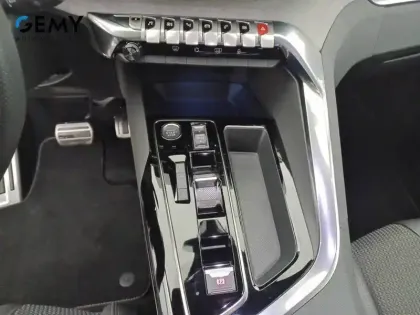 Photo 13 Peugeot 3008  Hybrid 225 e-EAT8