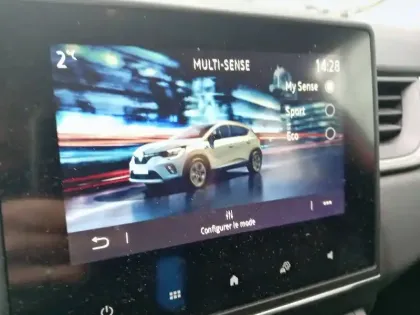 Photo 61 Renault Captur  TCe 130 FAP