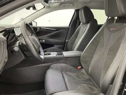 Photo 47 DS DS 4  Hybride E-Tense 225 EAT8