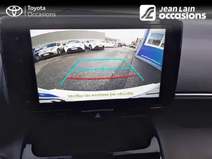 Photo 59 Toyota Yaris  Cross Hybride 116h AWD-i