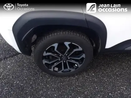 Photo 8 Toyota Yaris  Cross Hybride 116h AWD-i