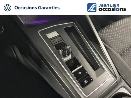 Photo 15 Volkswagen Golf  1.0 eTSI OPF 110 DSG7