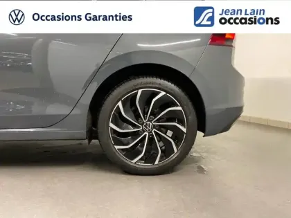 Photo 11 Volkswagen Golf  1.0 eTSI OPF 110 DSG7