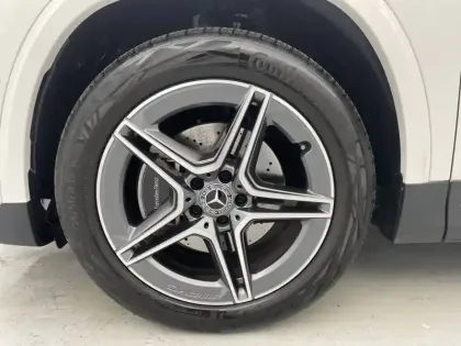 Photo 17 Mercedes GLA  200 d 8G-DCT