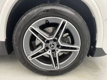 Photo 12 Mercedes GLA  200 d 8G-DCT