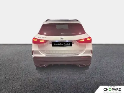 Photo 40 Mercedes GLA  250 e 8G-DCT