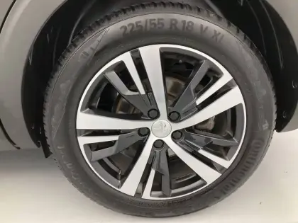 Photo 15 Peugeot 5008  BlueHDi 130ch S&S EAT8