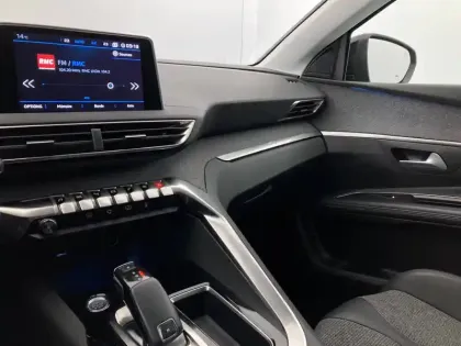 Photo 30 Peugeot 5008  BlueHDi 130ch S&S EAT8