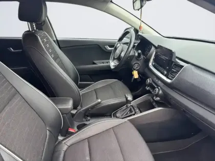 Photo 76 Kia Stonic  1.0 T-GDi 120 ch MHEV DCT7