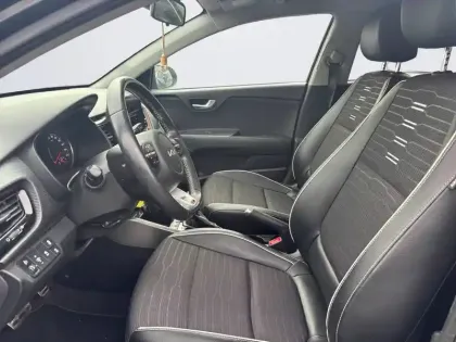 Photo 70 Kia Stonic  1.0 T-GDi 120 ch MHEV DCT7