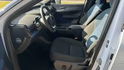 Photo 11 Volvo Ex30  Single Extended Range 272 ch 1EDT