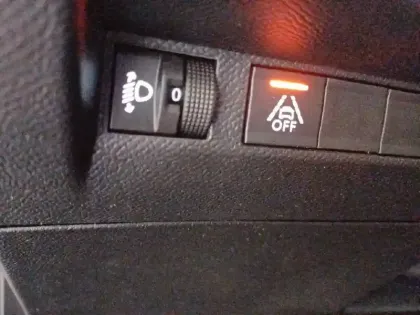 Photo 29 Peugeot 208  PureTech 100 S&S BVM6