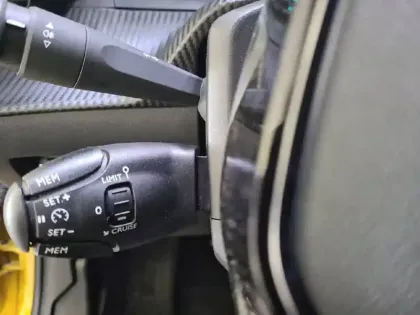 Photo 26 Peugeot 208  Electrique 50 kWh 136ch