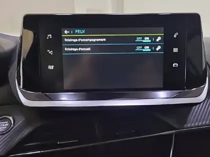 Photo 22 Peugeot 208  Electrique 50 kWh 136ch