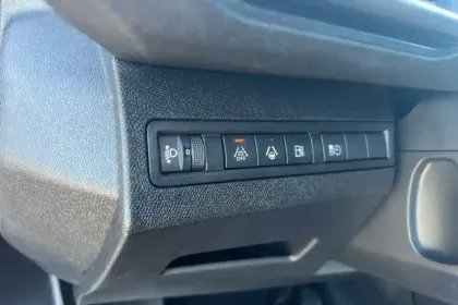 Photo 66 Peugeot 3008  Hybrid 225 e-EAT8