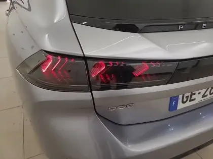 Photo 16 Peugeot 508  SW Hybrid 225 e-EAT8