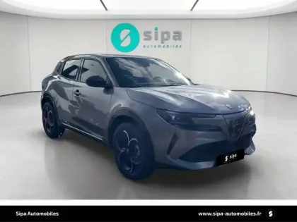 Photo 8 Alfa Romeo Junior  1.2 Ibrida 145 ch e-DCT6 Q4