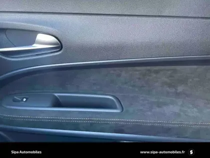 Photo 22 Alfa Romeo Junior  1.2 Ibrida 145 ch e-DCT6 Q4