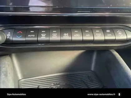 Photo 15 Alfa Romeo Junior  1.2 Ibrida 145 ch e-DCT6 Q4