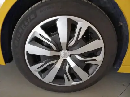 Photo 42 Peugeot 208 Gén. II Ph1 NG Active Pack 5