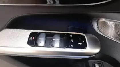 Photo 76 Mercedes Classe GLC GLC 300 e Hybrid EQ 9G-Tronic 4Matic
