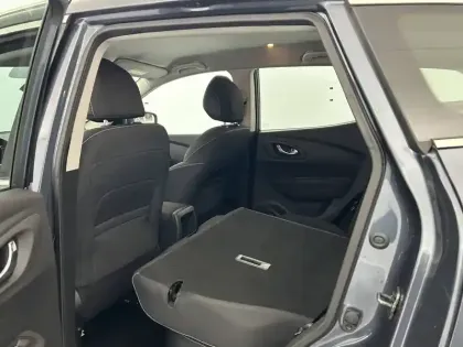 Photo 38 Renault Kadjar Gén. I (HFE) Ph1 Business 2016 5