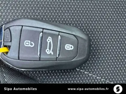 Photo 21 Opel Corsa  Electrique 136 ch & Batterie 50 kWh