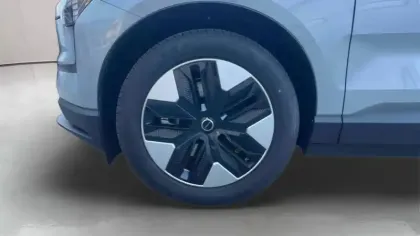 Photo 9 Volvo Ex30  Single Extended Range 272 ch 1EDT