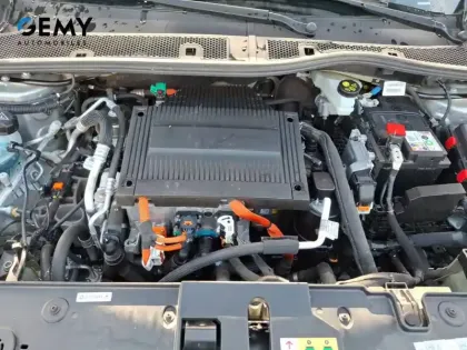 Photo 11 Peugeot 208  Electrique 50 kWh 136ch